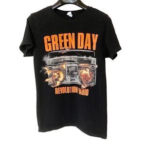 Green Day Women’s Black Revolution Radio Graphic Shirt Sz XS